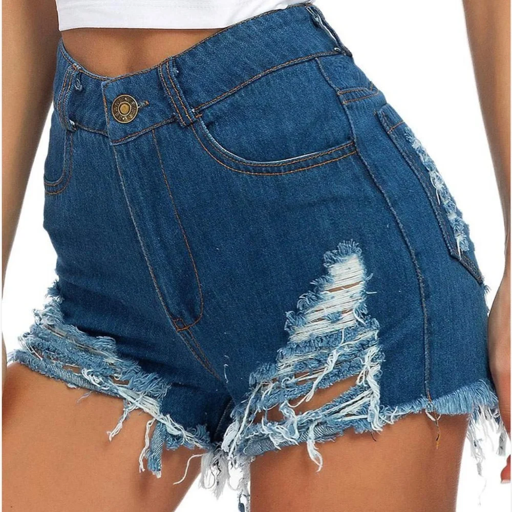 Shorts - Picture 2 of 3